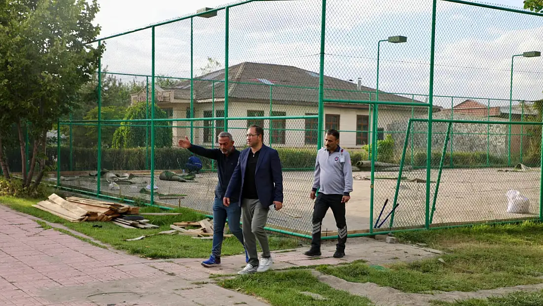 Ağrı’da tenis kortları yenileniyor