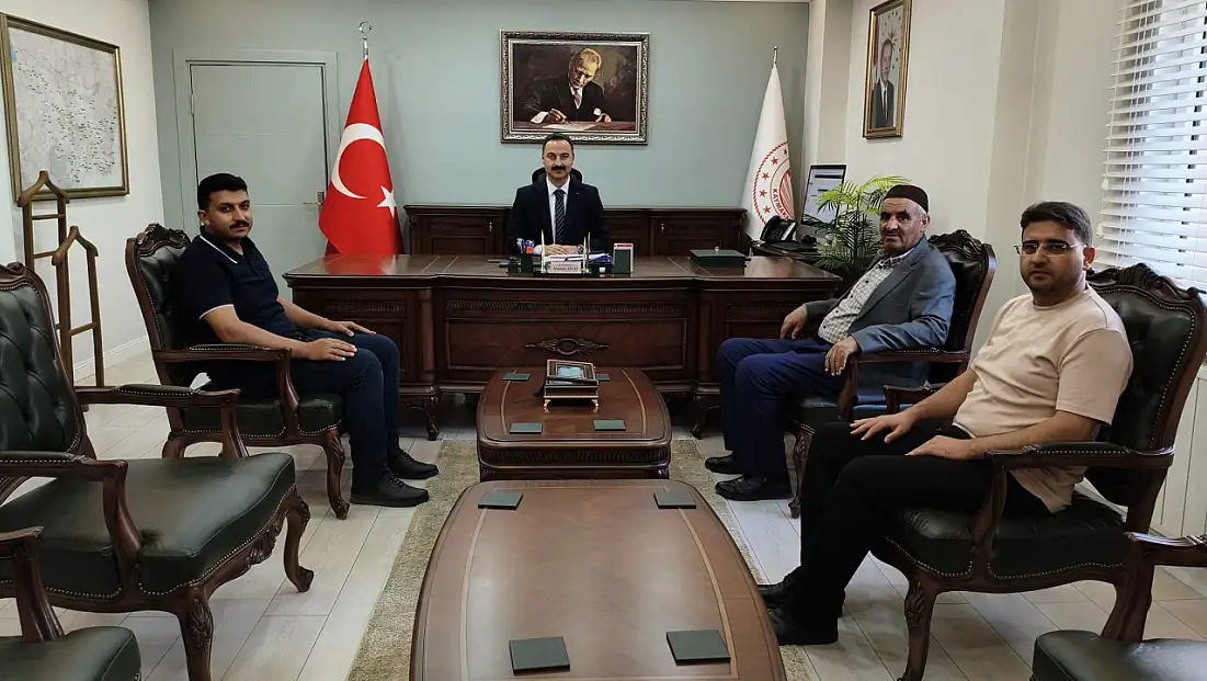 Ahmed-i Hani Vakfı'ndan Kaymakam Ayvat'a hayırlı olsun ziyareti
