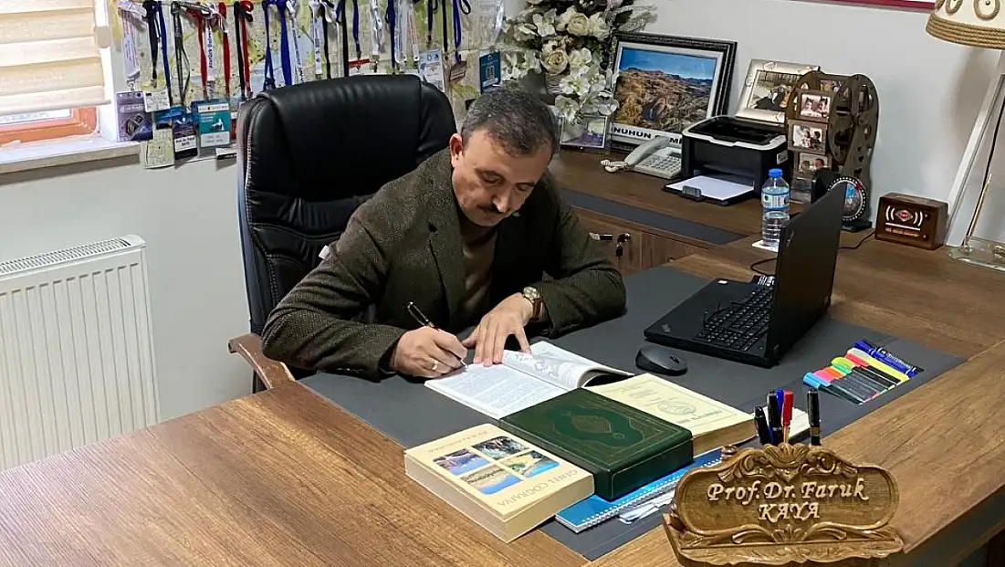 AİÇÜ’lü profesörden çarpıcı analiz: Dağların sırrı Kur’an’da asırlar önce anlatıldı