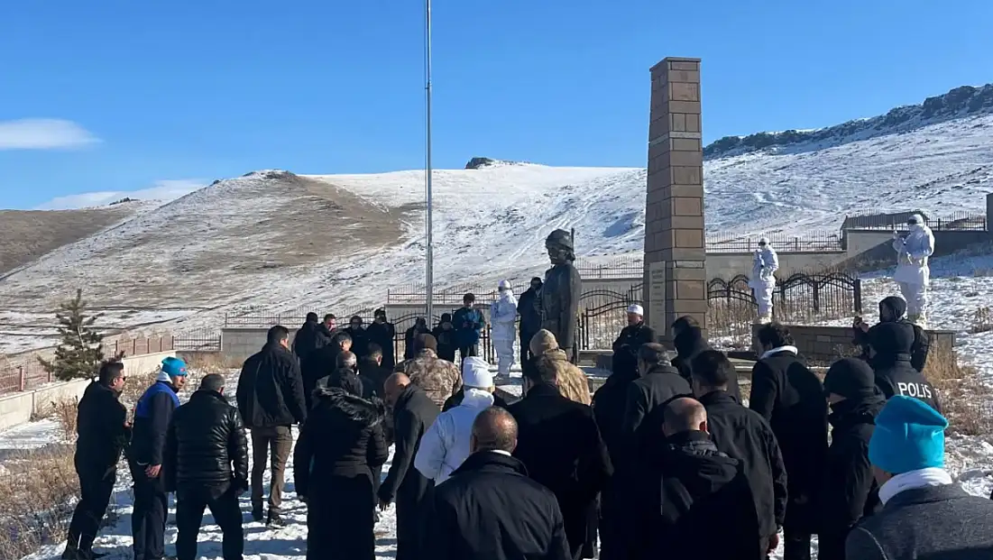 Allahu Ekber Şehitleri Şenkaya’da Dualarla Anıldı