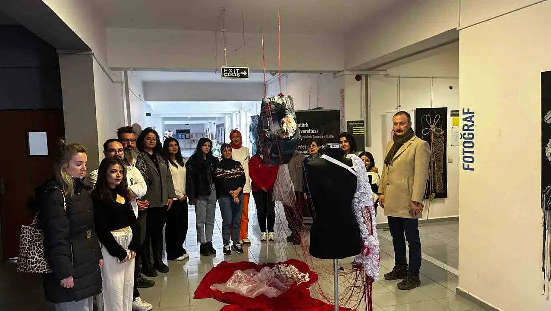 Atatürk Üniversitesi'nde Kadına Yönelik Şiddete Farkındalık Etkinliği Düzenlendi