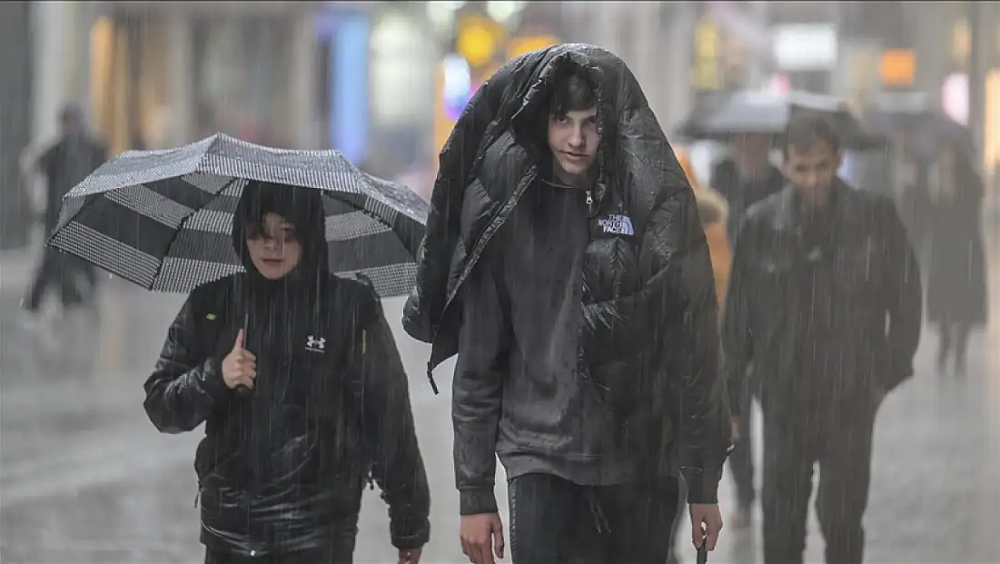 Batı Karadeniz’de fırtına, Doğu ve Güneydoğu’da kar alarmı