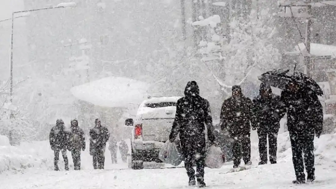 Bayburt okullar tatil mi, (BAYBURT VALİLİĞİ - KAR TATİLİ) 3 Şubat Salı Bayburt'ta okul yok mu?