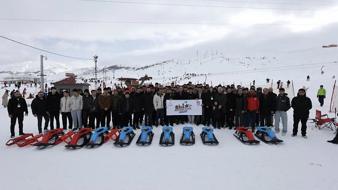 Bitlis Valisi Ahmet Karakaya El Aman Kayak Merkezi’ni Ziyaret Etti