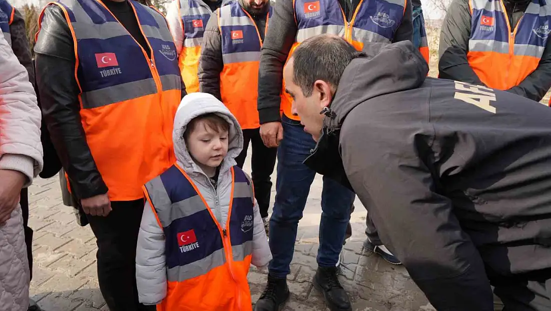 Deprem hafızası fotoğraflarla yeniden canlandı