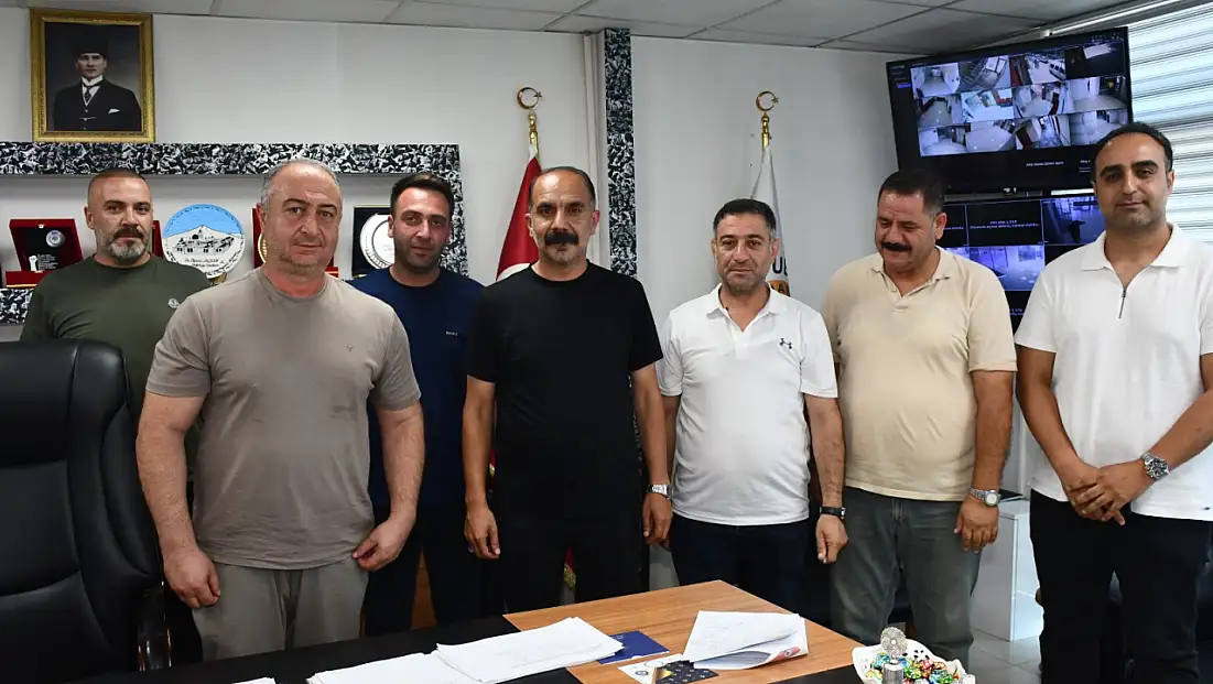Doğubayazıt Belediyesi'nden çalışanlara yüzde 25 zam
