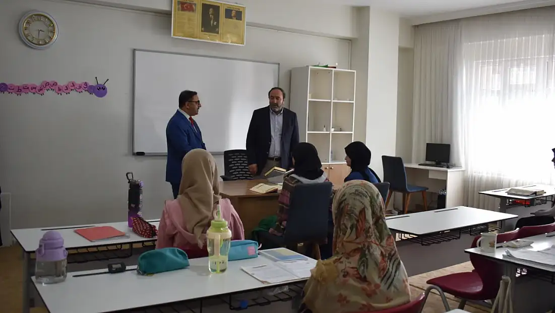 İl Müftüsü İlhan Doğubayazıt’ta öğrencilerle buluştu, yatırımları inceledi