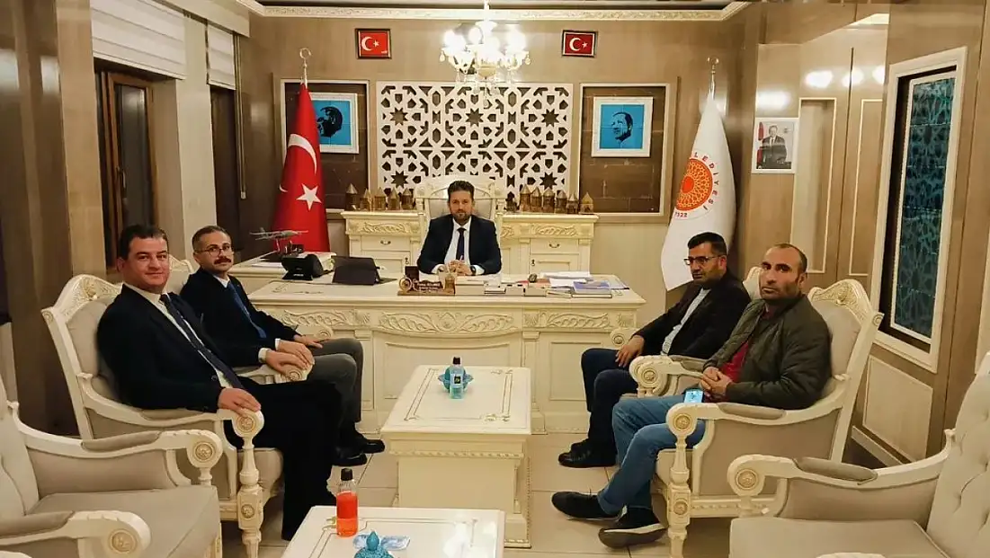 Eğitim-Bir-Sen’den Belediye Başkanı Yavuz Gülmez’e Ziyaret