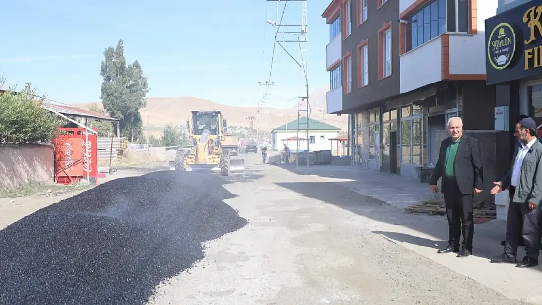 Eleşkirt’te bozulan yollar için onarım çalışması başlatıldı