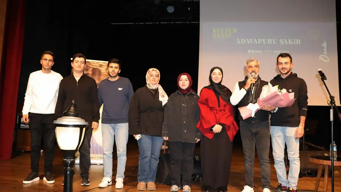 Erzurum'da Kıyıya Vuran Sözler Programında Ruhu Dinlendiren Anlar