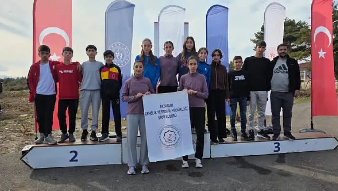 Erzurumlu Atletler Finale Yükseldi: Bölge Şampiyonu U16 Kız Takımı