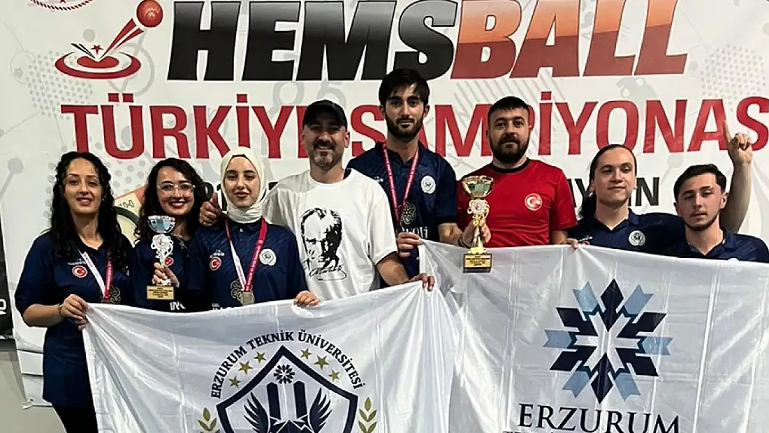 ETÜ Spor Kulübü Hemsball Türkiye Şampiyonası'nda çifte kupa kazanarak başarıya imza attı
