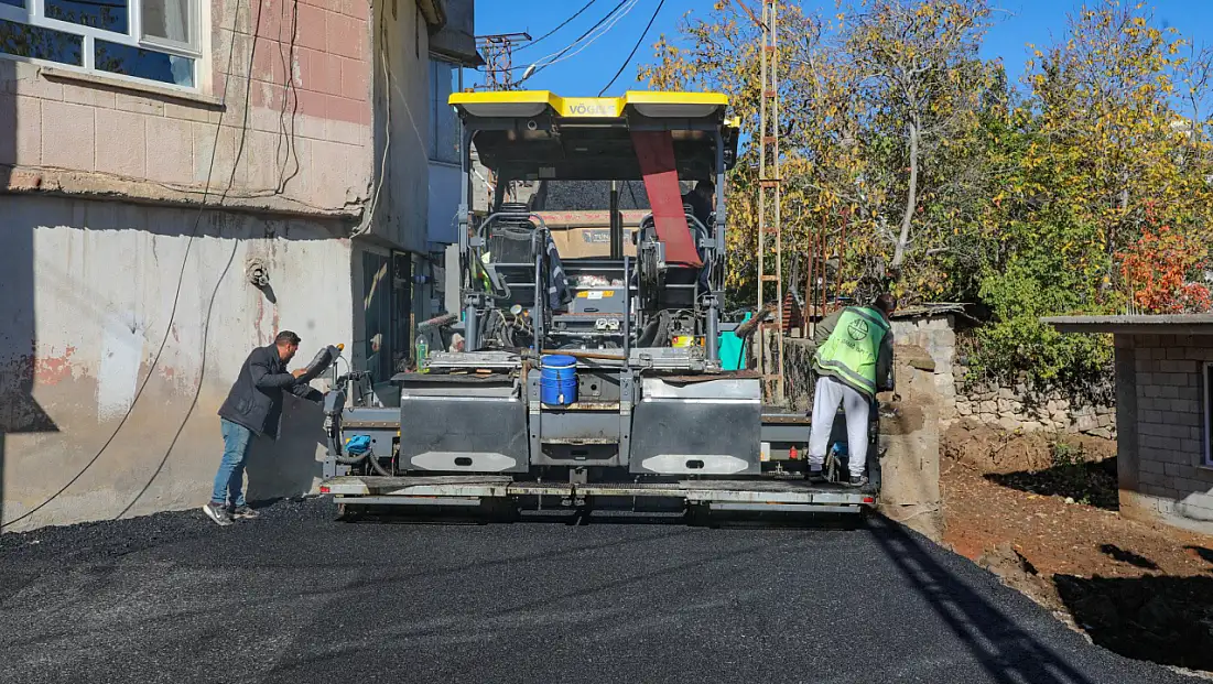 Hersan Mahallesi Yolları Yenilendi