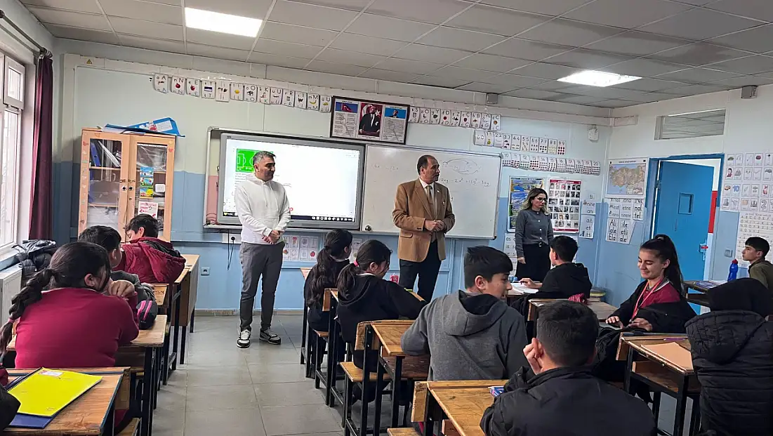 Iğdır İl Milli Eğitim Müdürü Aziz Gün’den Yunus Emre İlkokulu/Ortaokulu’na Ziyaret