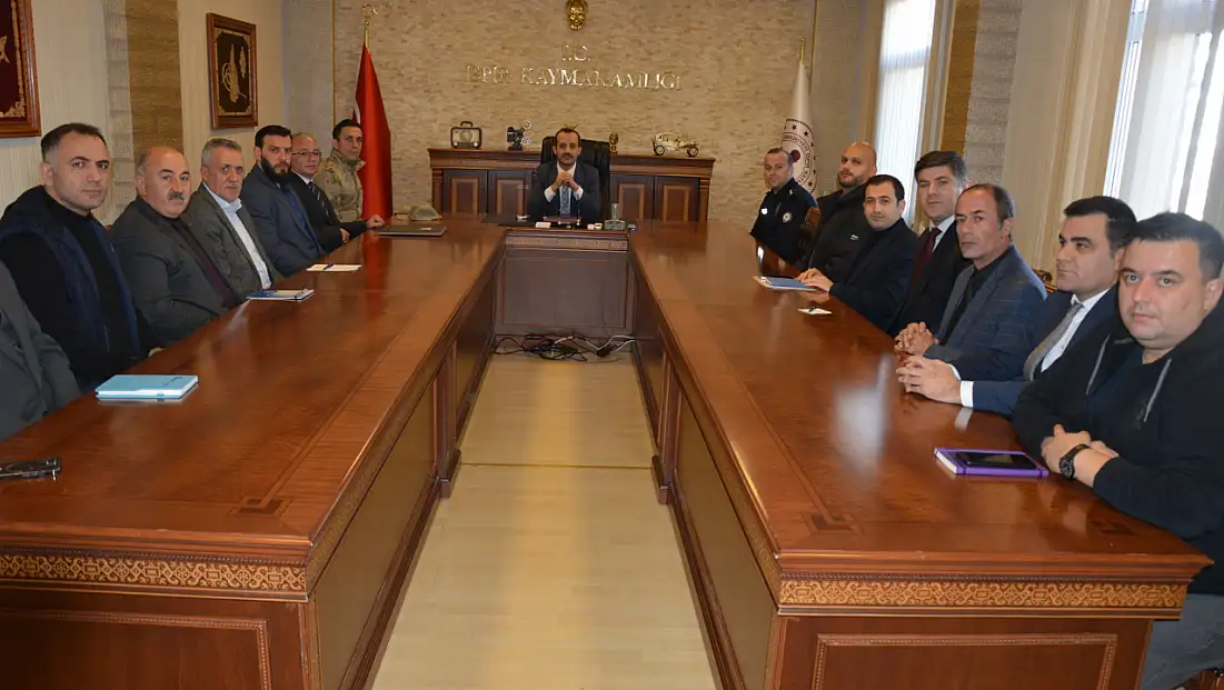 İspir’de İlçe Başkanlar Kurulu Toplantısı Gerçekleştirildi