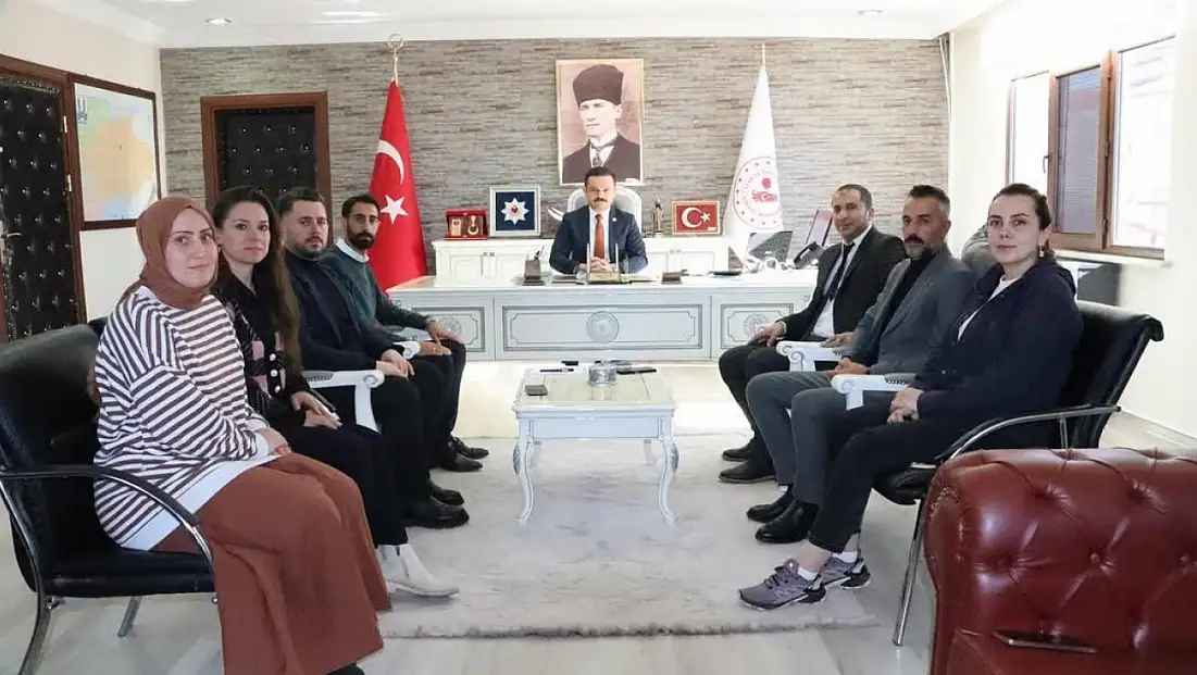 Karayazı'da Proje Değerlendirme Toplantısı, Etkinlikler ve Çalışmalar Gözden Geçirildi