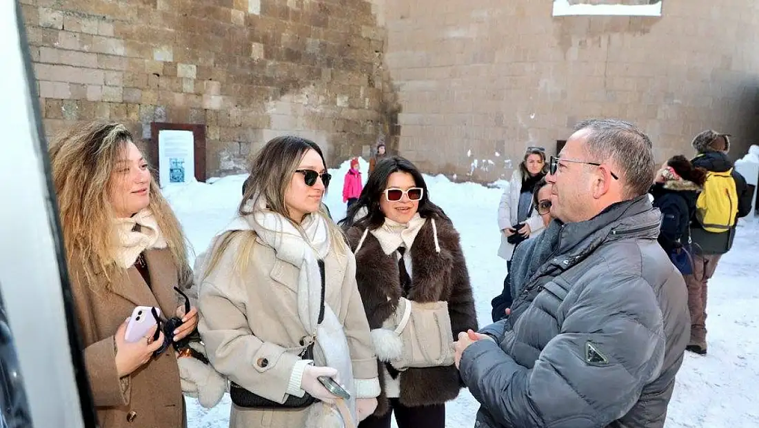 Kars'ta Türklerin Anadolu’ya İlk Giriş Kapısı Ani Örenyeri Misafirlerini Ağırlıyor