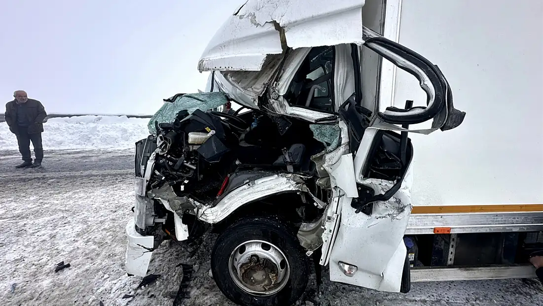 Kars'ta yardım için gelen ekipler de kazaya karıştı