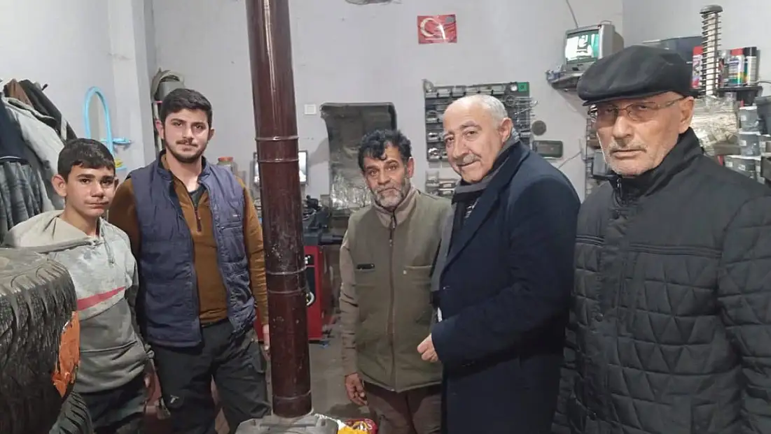 MHP Ağrı İl Teşkilatı esnaf ve vatandaşlarla buluştu