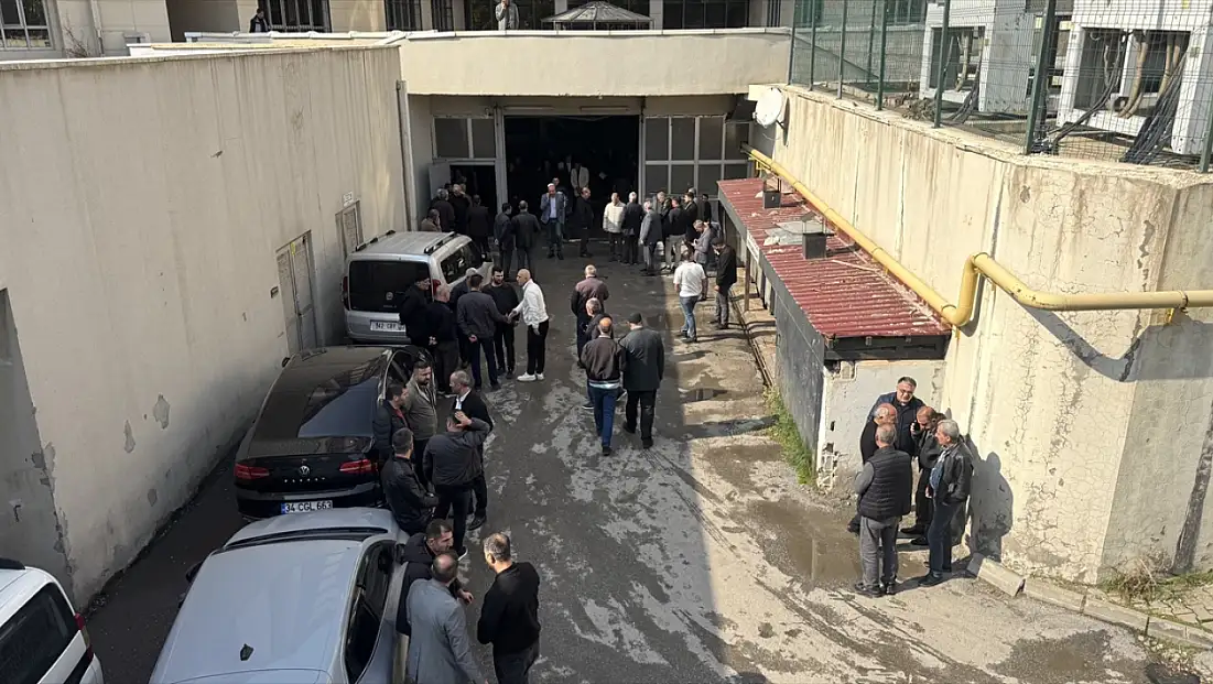 Muş'ta aile içi silahlı saldırıda 3 kişi hayatını kaybetti değil, 2 kişi öldü