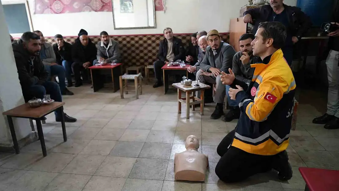 Muş'ta köylere ilk yardım eğitimi: Acil durumlarda hayat kurtaracak beceriler kazandırılıyor