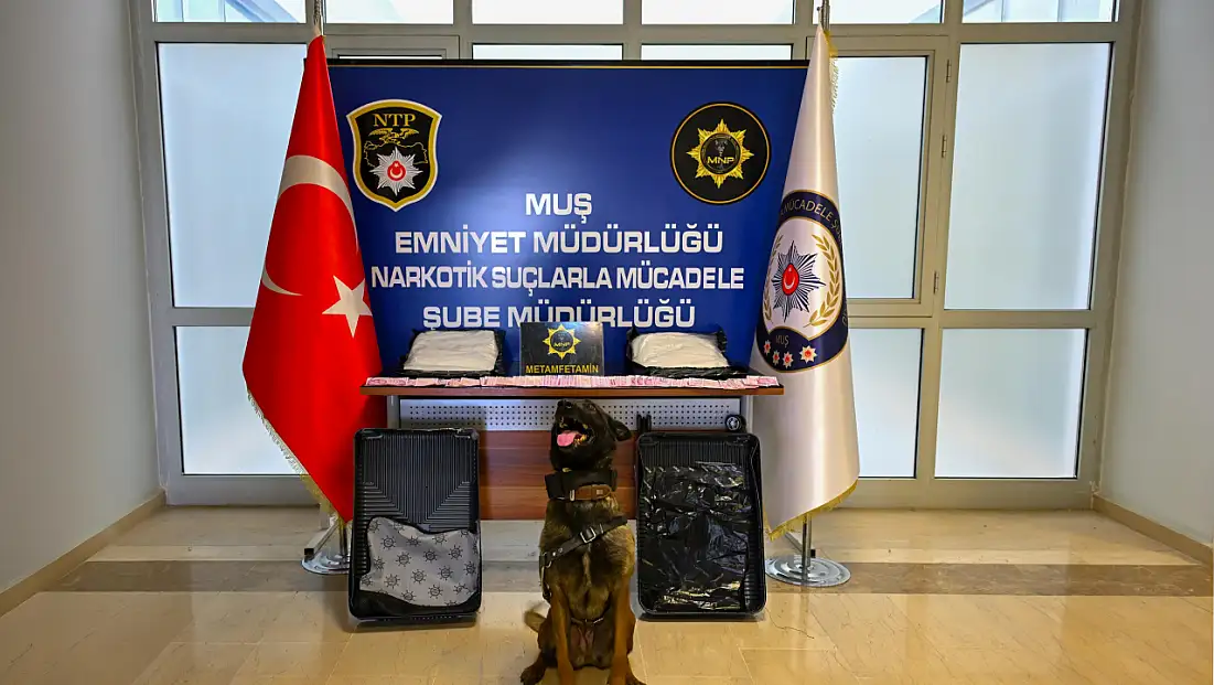 Muş'ta valize gizlenmiş 3 kilodan fazla metamfetamin ele geçirildi