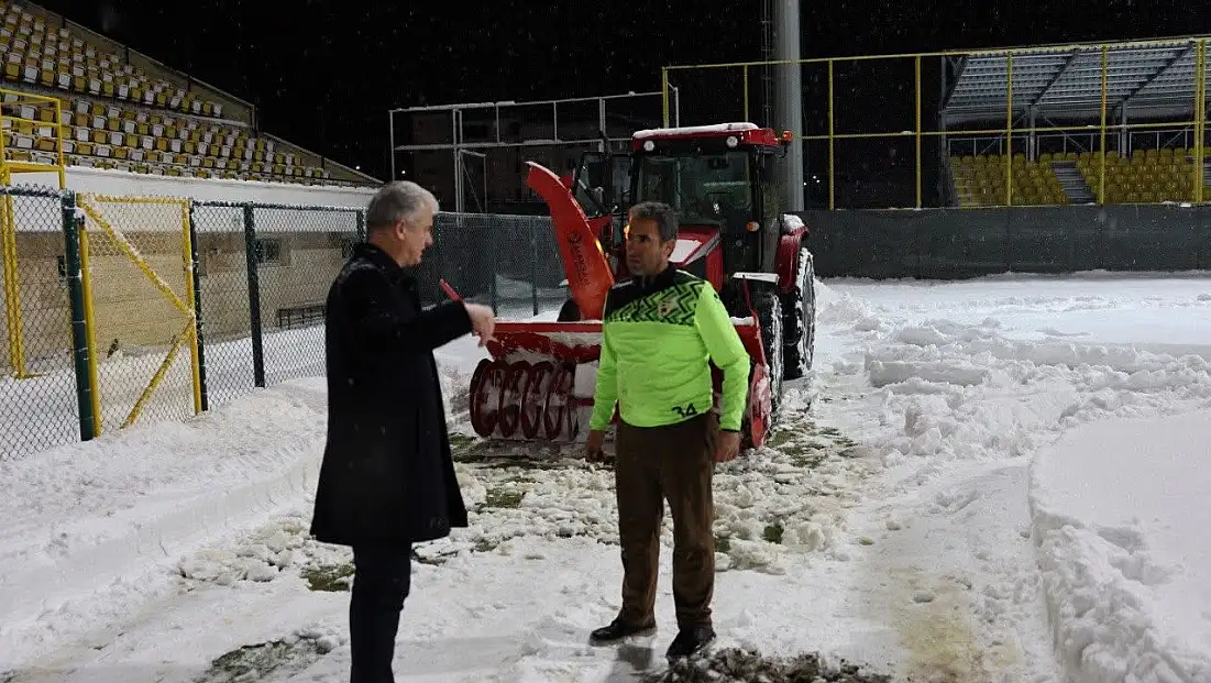 Muşspor’un Kritik Maçı Öncesi Sahalar Seferberlikle Hazırlanıyor
