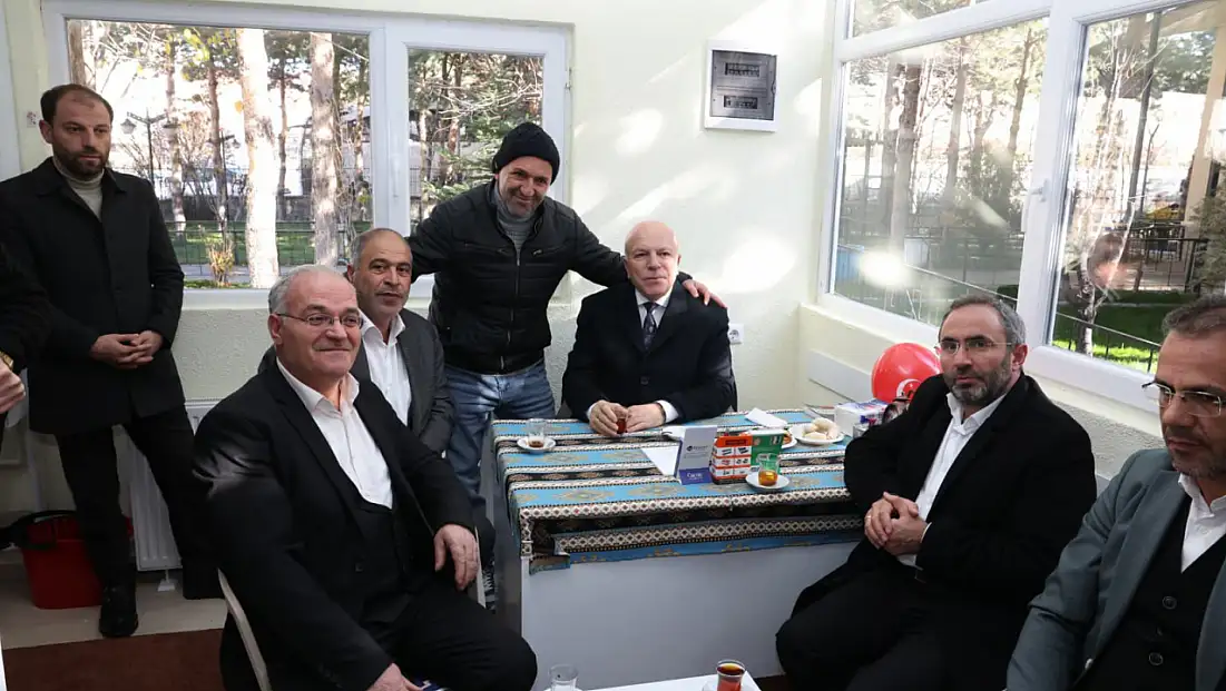 Nişancı Camii Kütüphanesi ve Çay Evi Hizmete Açıldı