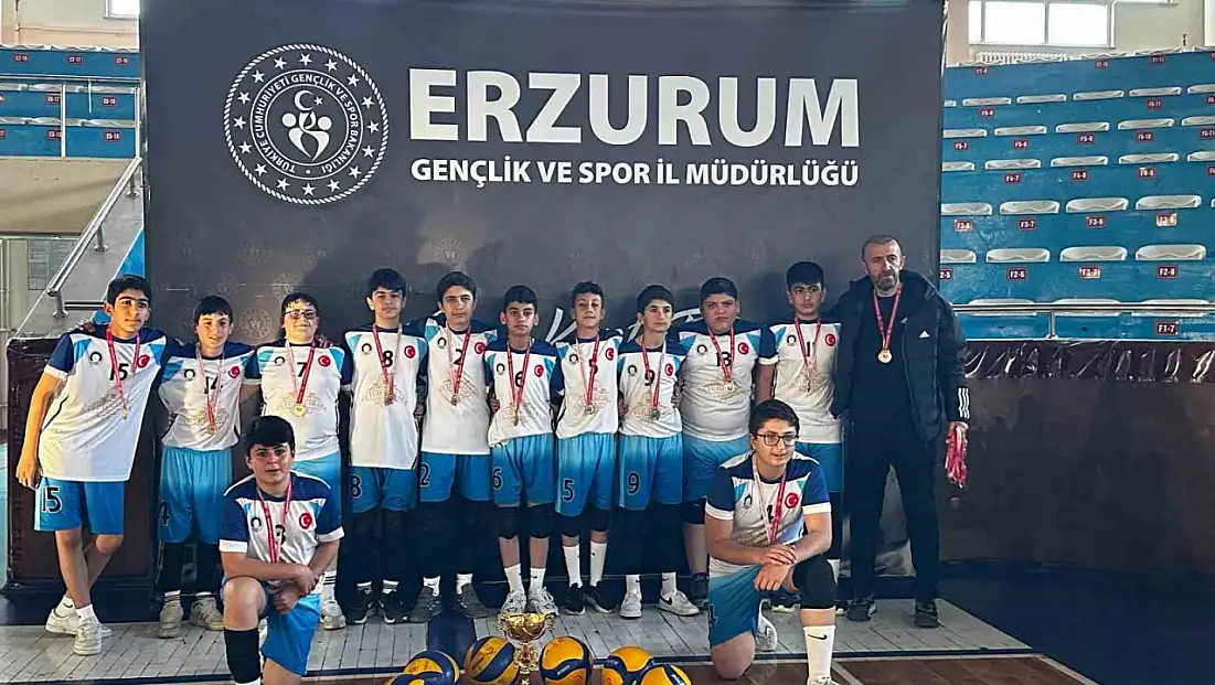 Oltu Cumhuriyet Ortaokulu Yıldızlar Voleybol İl Birincisi, Türkiye hedefliyor!