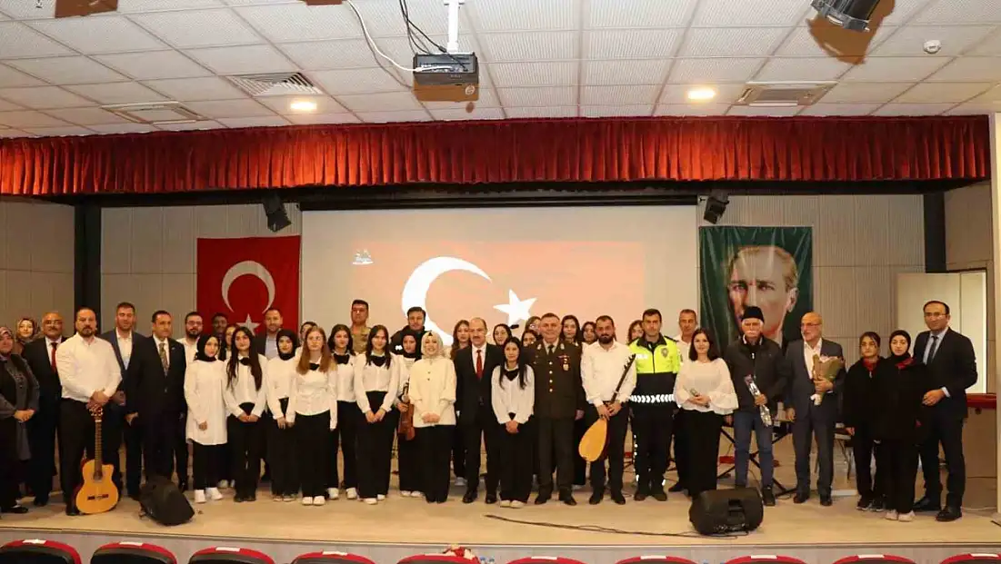 Oltu'da 24 Kasım Öğretmenler Günü coşkuyla kutlandı, etkinliklere yoğun ilgi oldu