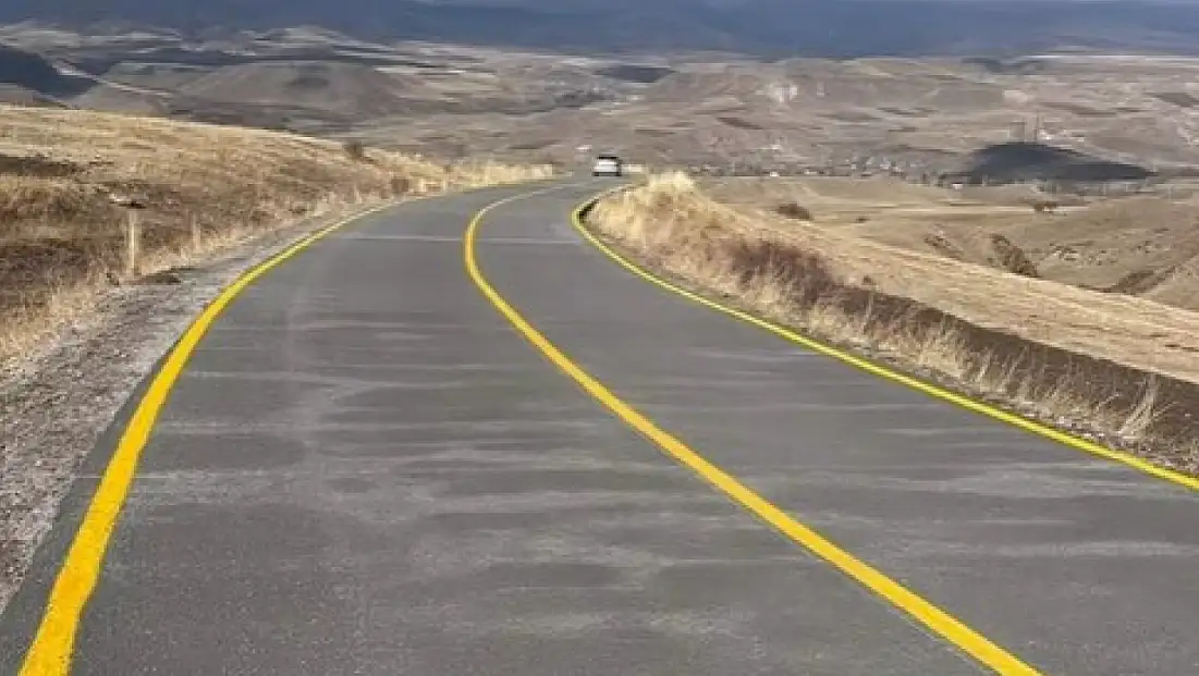 Sarıkamış Altınbulak’ta 5,4 Kilometrelik Beton Yol Tamamlandı