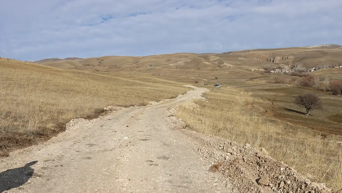 Sarıkaya Mahallesi’nde Yol Çalışmaları Tamamlandı
