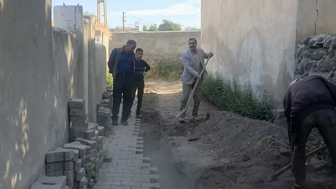 Taşlıçay’da 10 hanenin doğalgaz engeli aşıldı