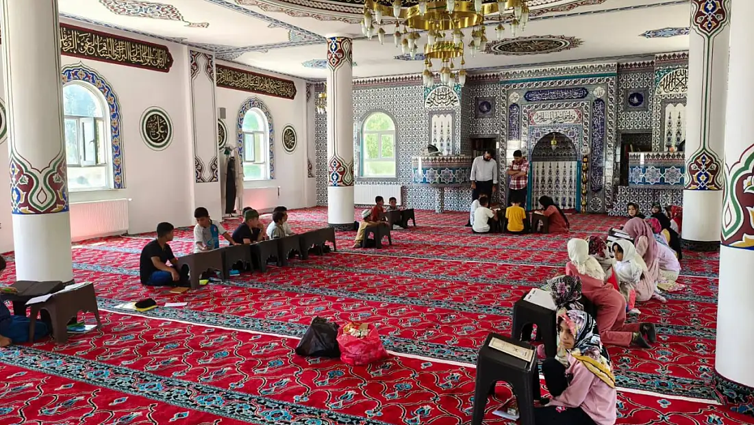 Taşlıçay'da Yaz Kur'an Kurslarına anlamlı ziyaret