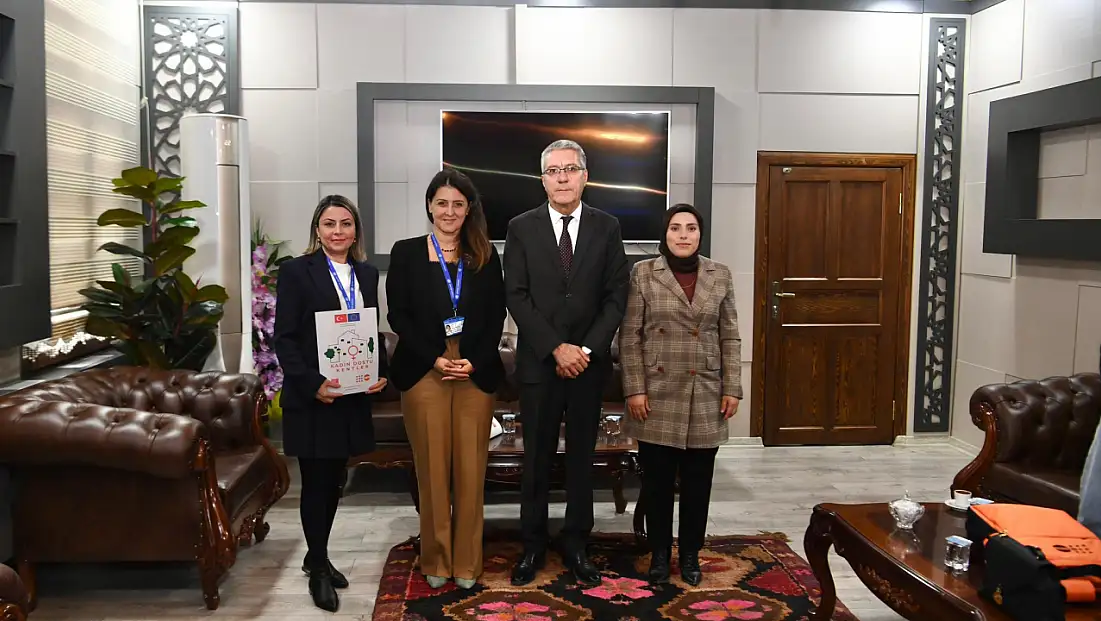 UNFPA Heyeti Muş Belediye Eşbaşkanlarını Ziyaret Etti