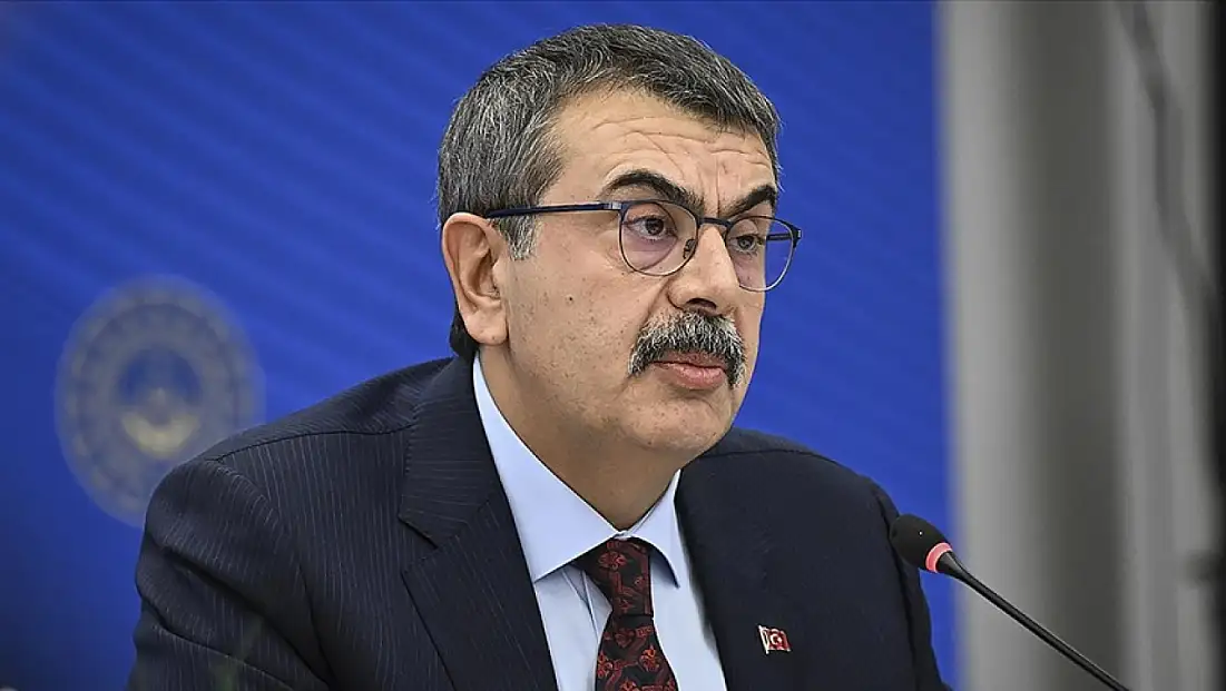 Zorunlu eğitim süresi kısalacak mı? Bakandan net mesaj