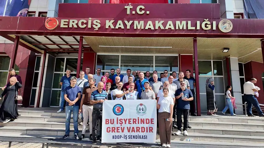 10 Bin Çalışan Grevde: Sosyal Yardımlaşma Vakıfları Eylemde!