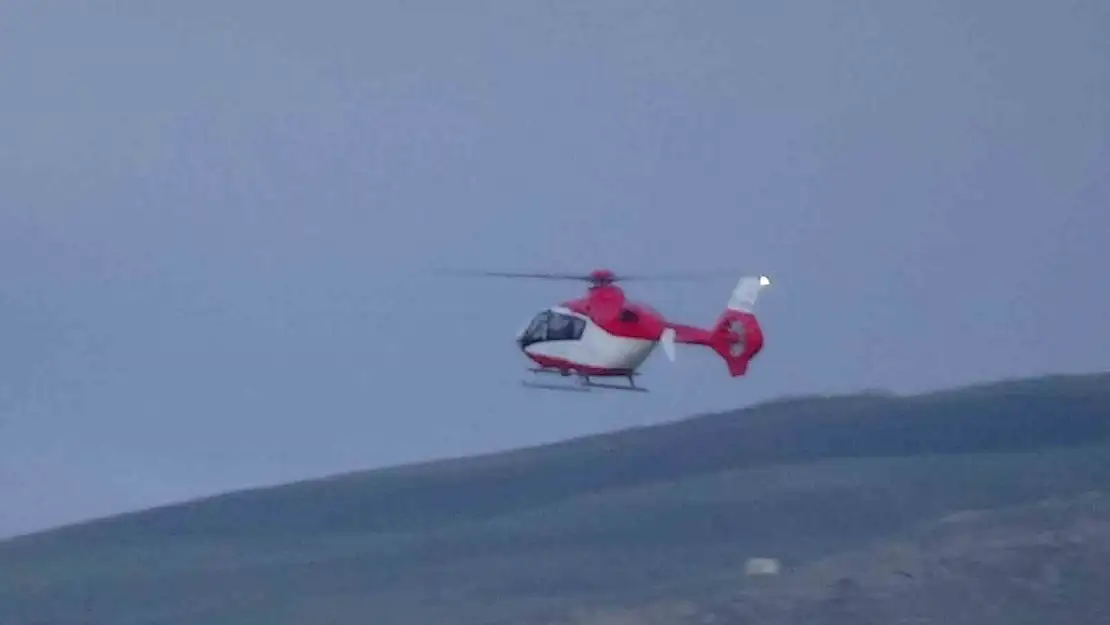 10 Günlük Bebek NEC Tanısıyla Van'a Ambulans Helikopterle Sevk Edildi