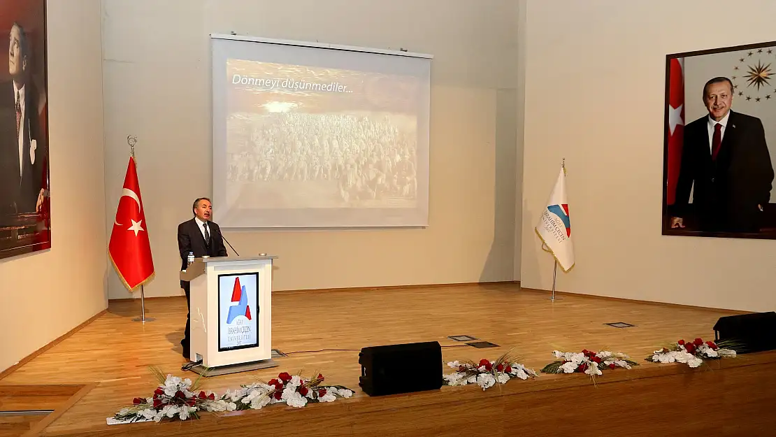 AİÇÜ'de 'Mehmet Akif ve Milli Ses' konferansı gerçekleştirildi