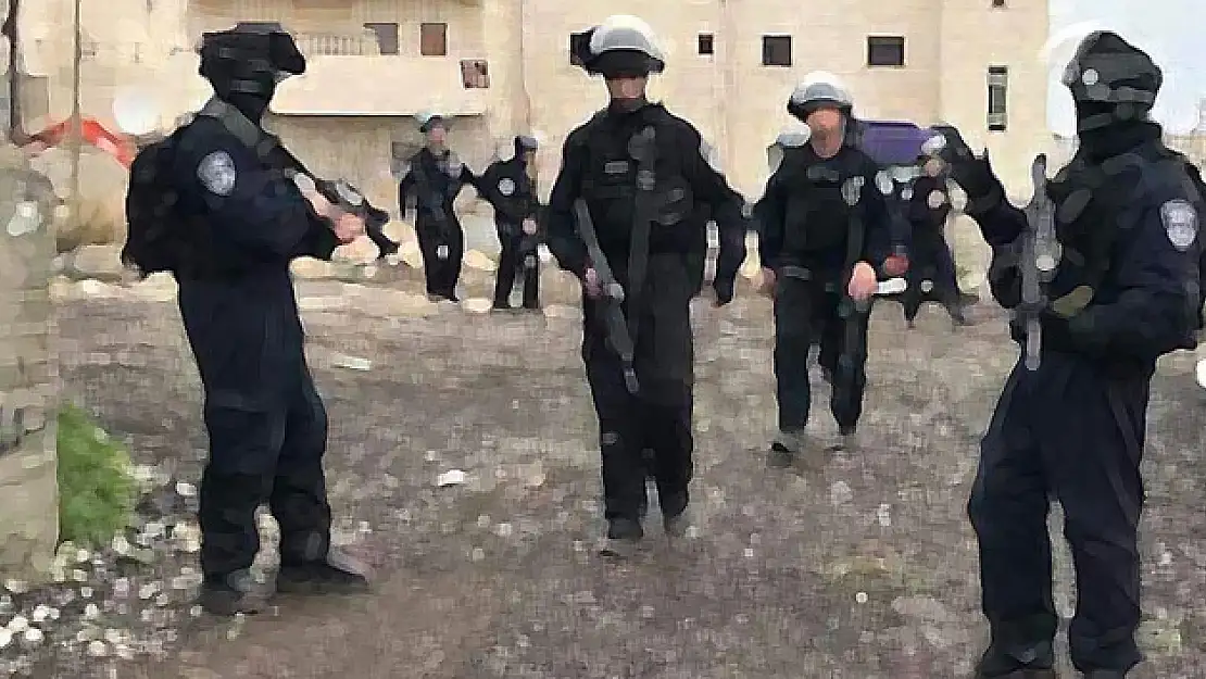 İsrail Filistinli öğrencilere saldırdı