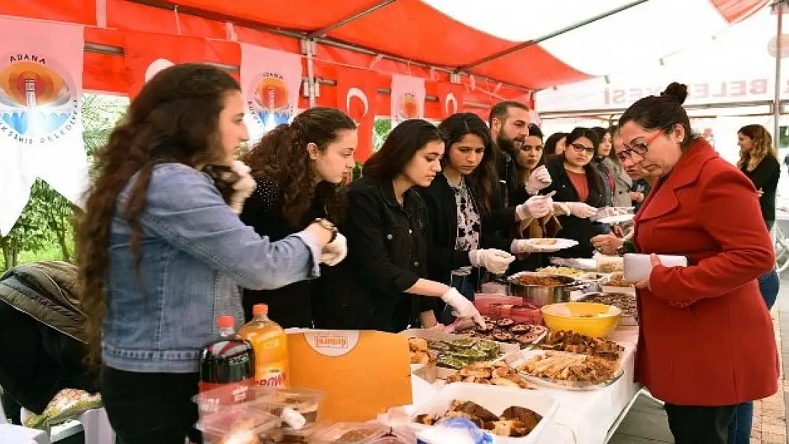 Öğrencilerden Mehmetçik Vakfı'na  26 bin liralık bağış
