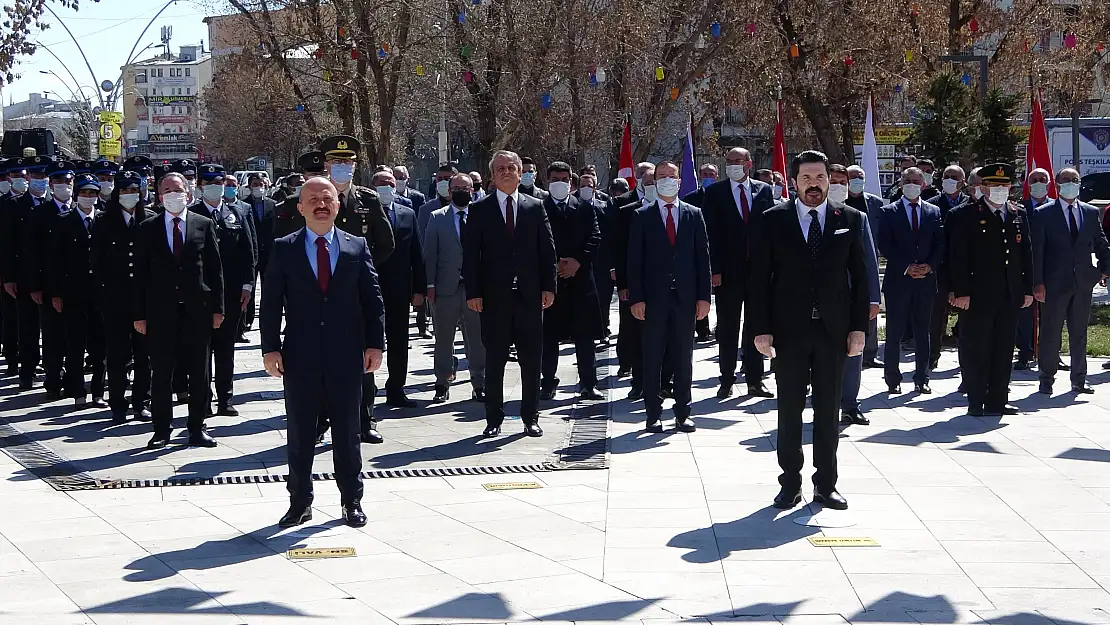 Ağrı'nın düşman işgalinden kurtuluşunun 103. yıl dönümü törenle kutlandı