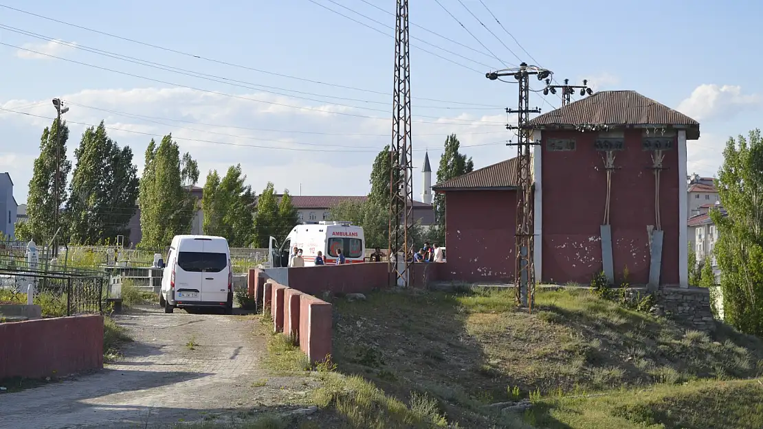 Ağrı'da elektrik akımına kapılan kişi hayatını kaybetti