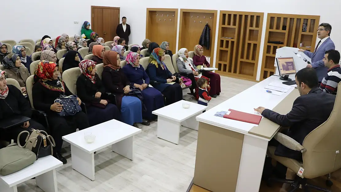 Ağrılı Kadınlara uygulamalı girişimcilik eğitimleri veriliyor