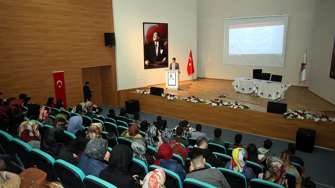 Ağrı'da 'KOSGEB ve Girişimcilik Destekleri' konferansı