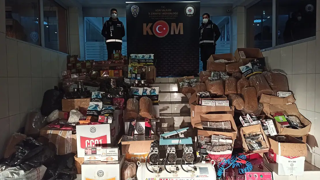 Ağrı'da kaçak sigara operasyonu
