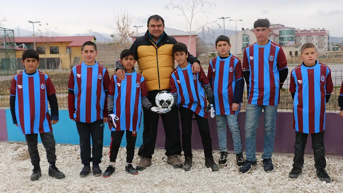 Trabzonspor'dan Ağrılı öğrencilere sürpriz
