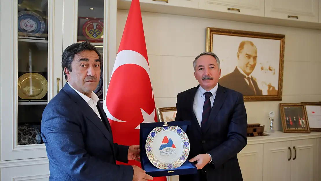 Rektör Karabulut, Prof. Dr. Demirdöğen'i misafir etti