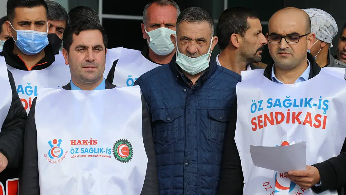 Ağrı'da saldırıya uğrayan sağlık çalışanına destek
