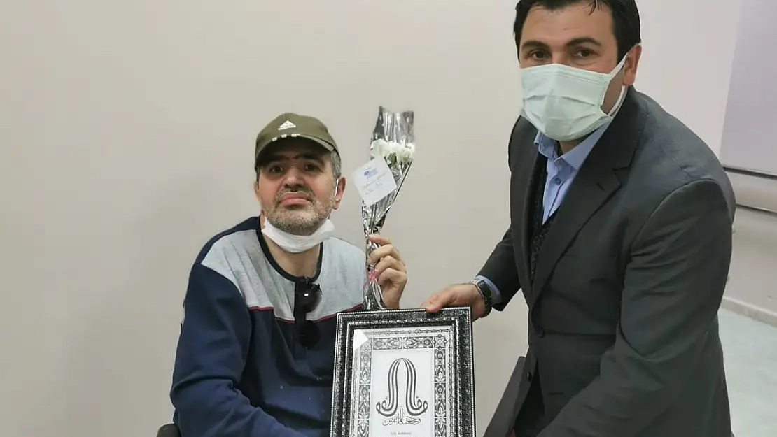 Başkan Yıldız'dan öğretmenine anlamlı ziyaret